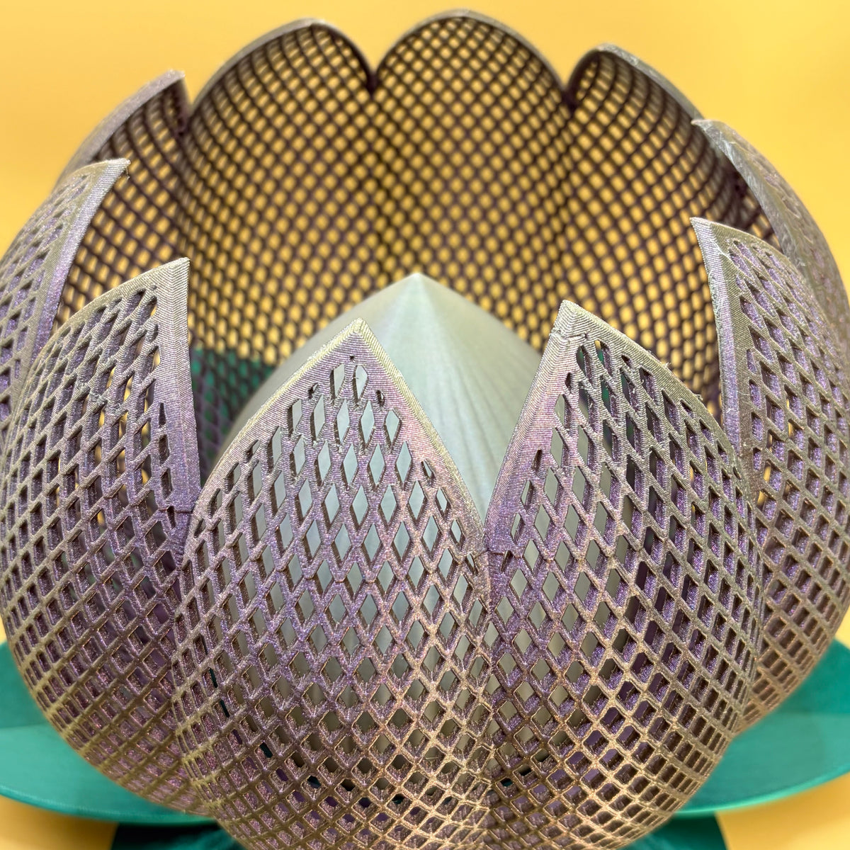 Lumina Lotus Lamp-thumbmail-3