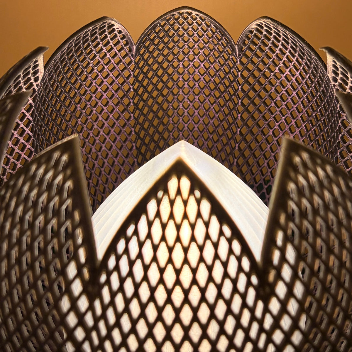 Lumina Lotus Lamp-thumbmail-4